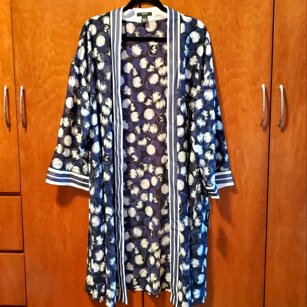Alfani Woman Abstract Geometric Pattern Sheer Cover Up, 0X/1X NWT